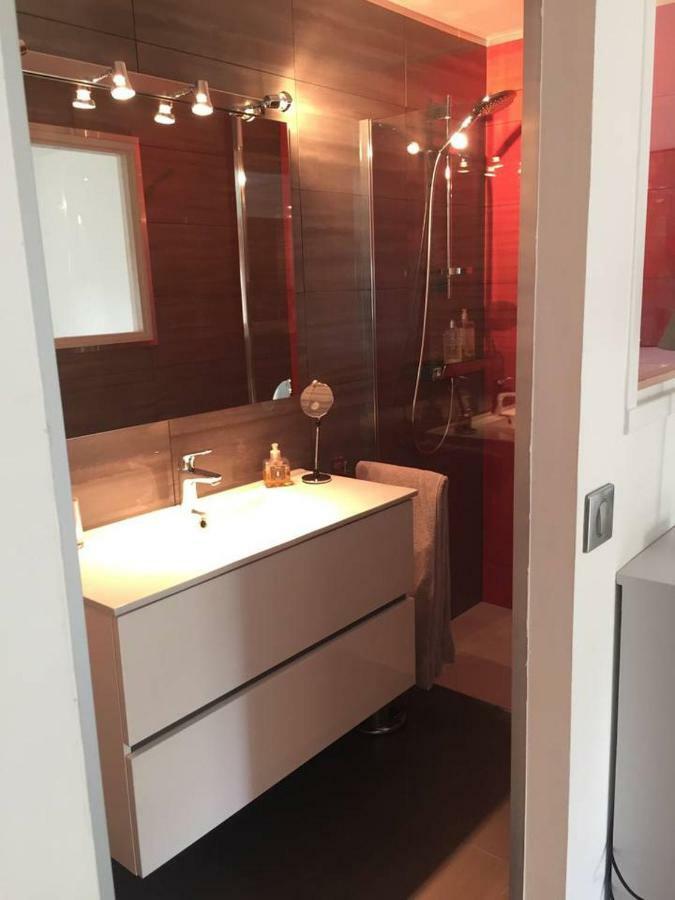 Les Terres Hotell Chaponost Eksteriør bilde